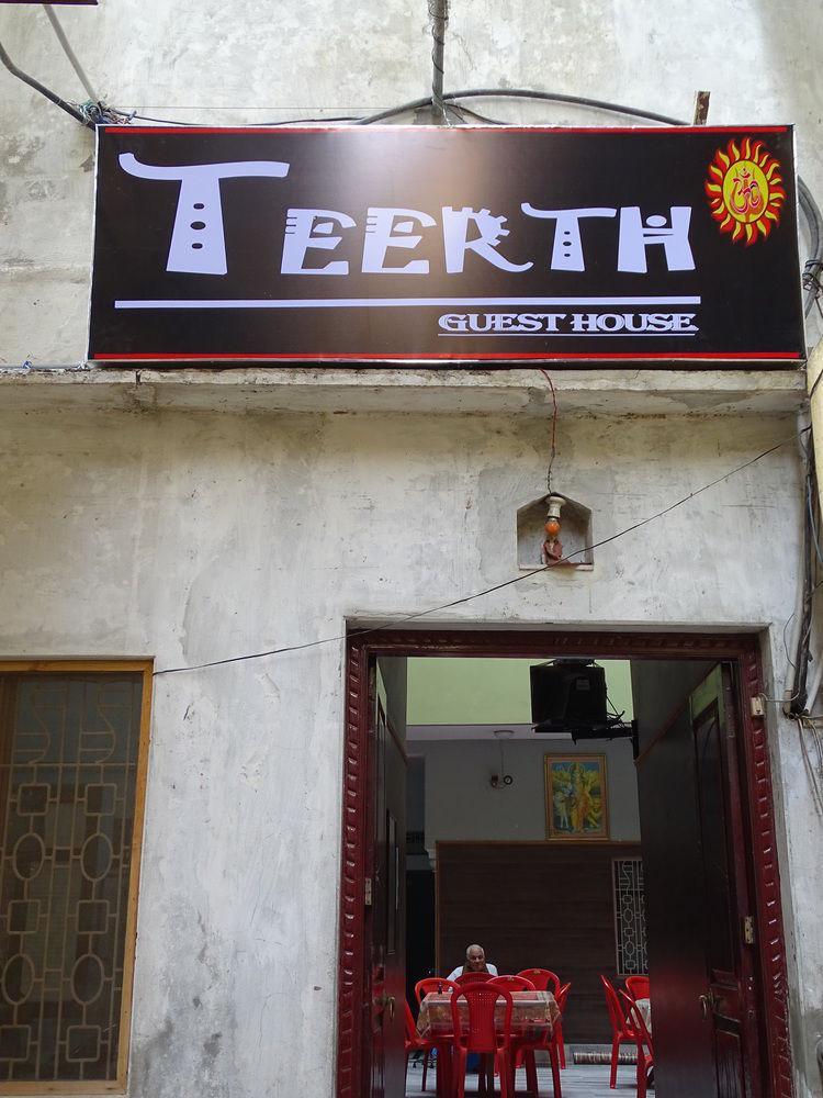 Teerth Guest House Varanasi Esterno foto