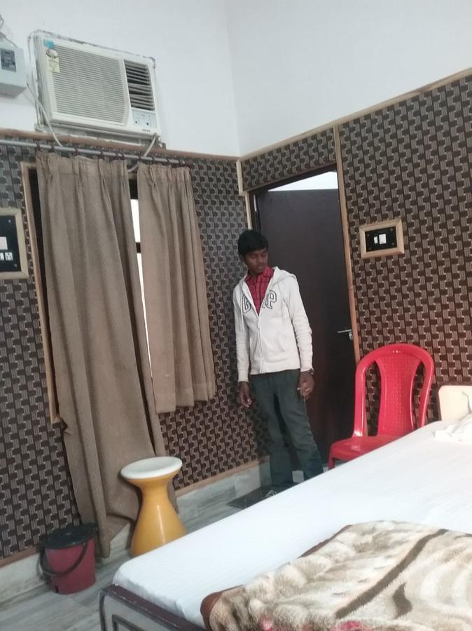 Teerth Guest House Varanasi Esterno foto